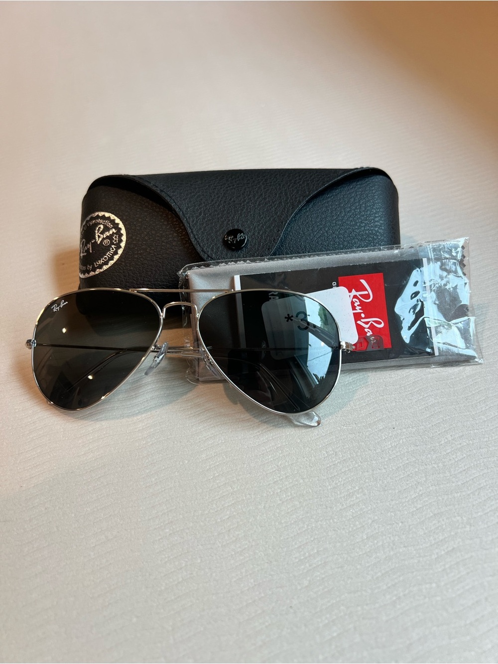 Ray-Ban Sunglasses Silver 58mm Aviator Classic RB3025 NWOT